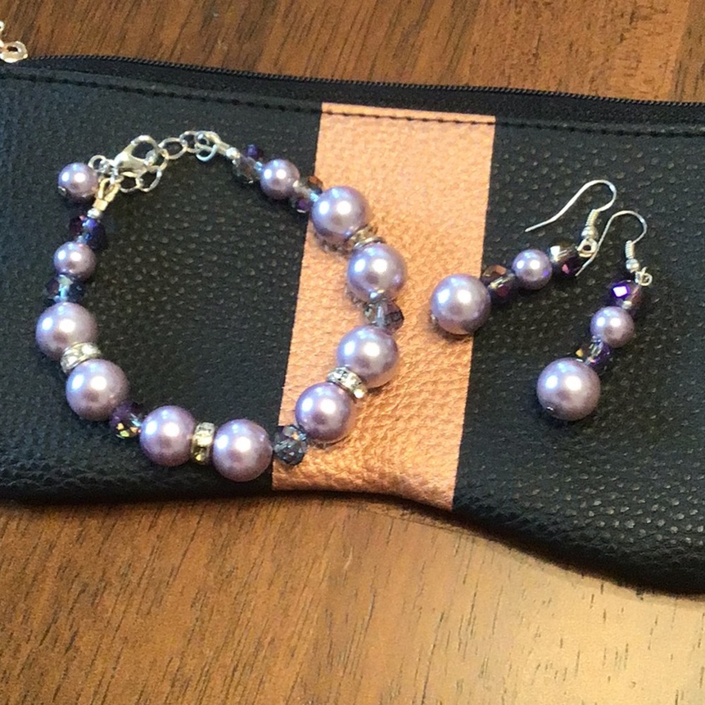 Purple bracelet and earrings set